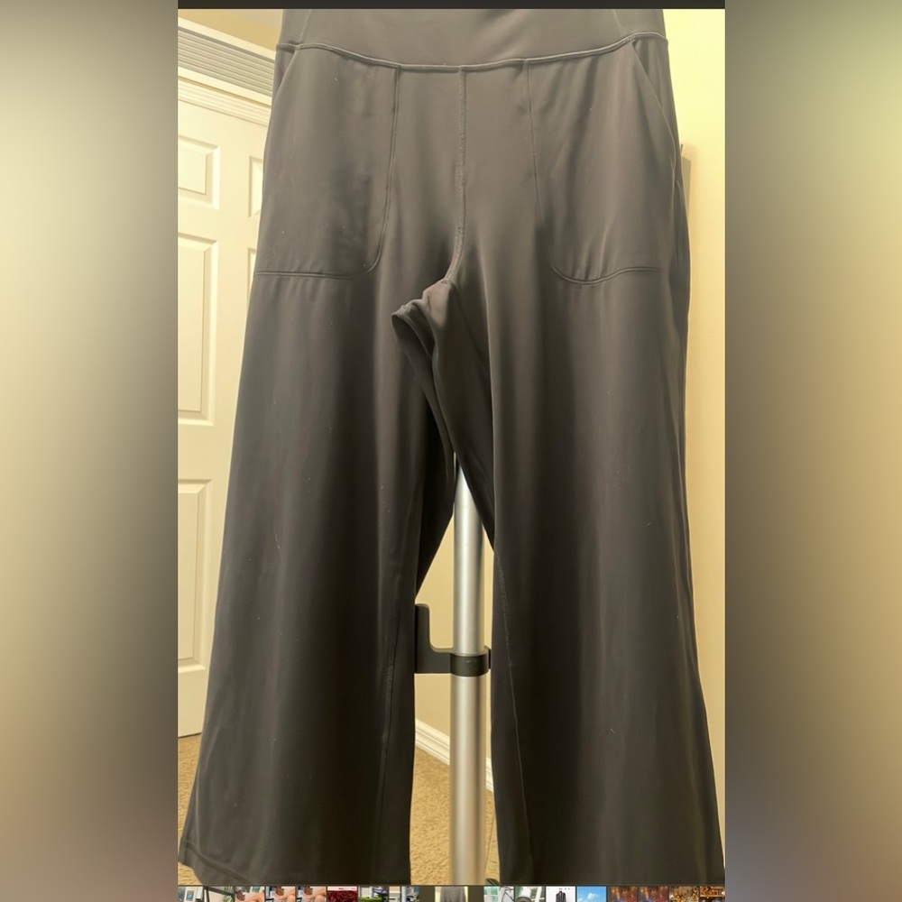 Lululemon straight leg crop wide waistband size 8 EUC - Picture 5 of 16